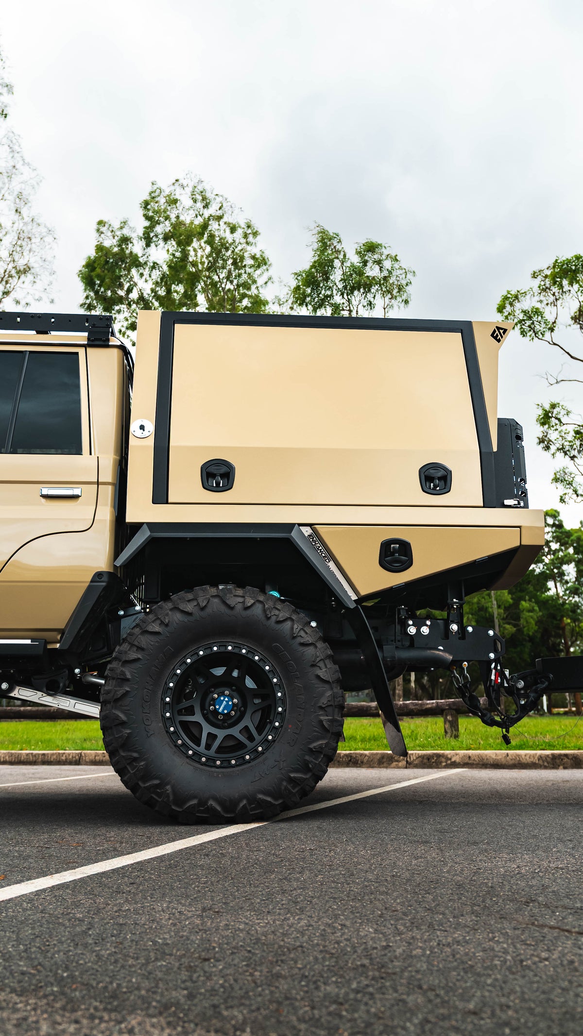 Toyota LandCruiser 79 Series with Enhanced Autowerks tray and canopy